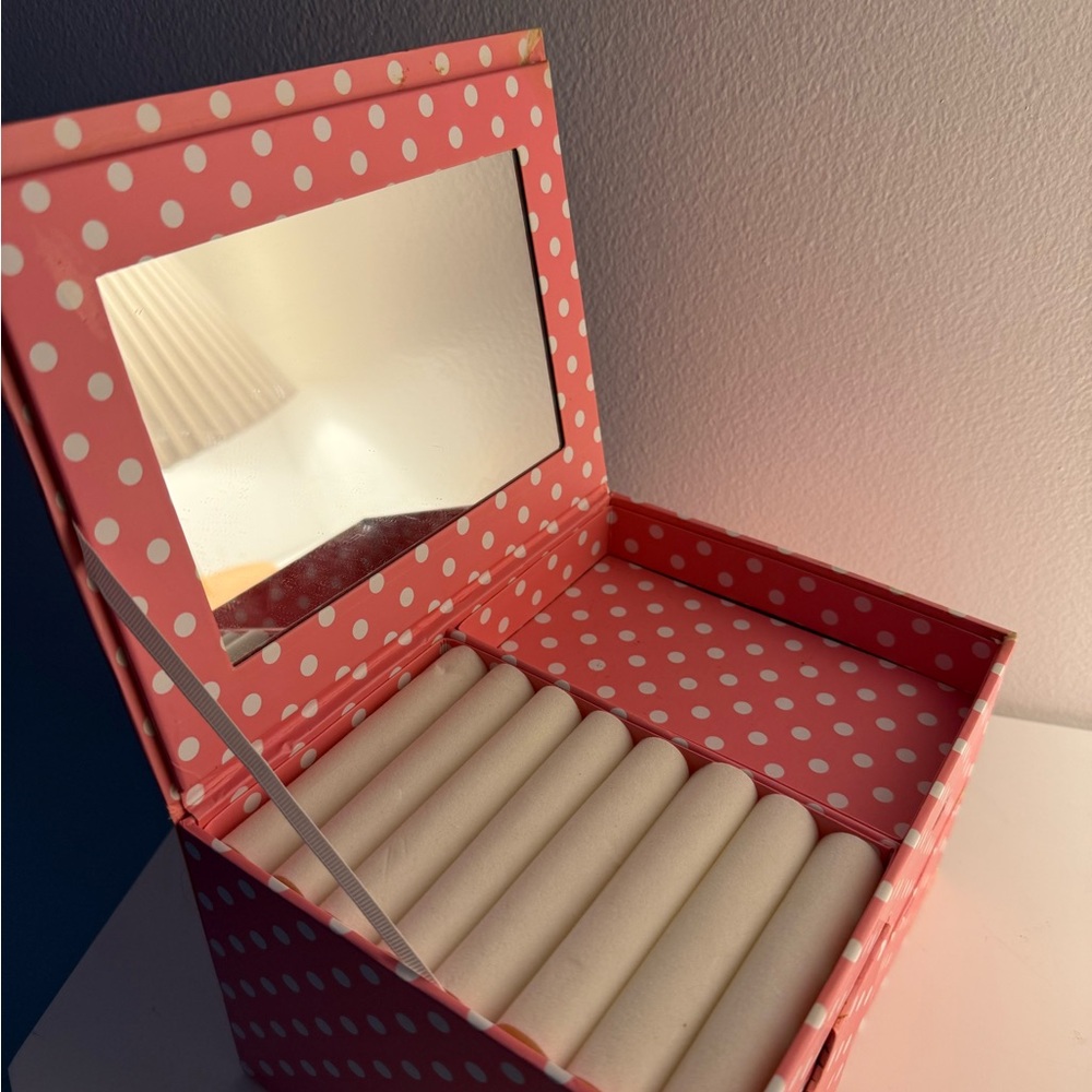 Jewelry Box - Picture 2 of 9